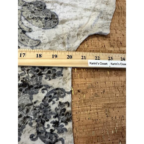 Christopher & Banks Medium Blouse Green Beige Floral Rhinestone Embellished - Picture 8 of 8